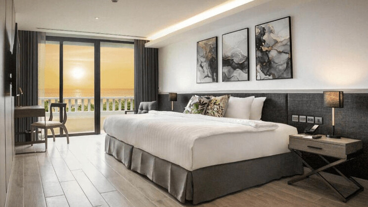 Paradox One-Bedroom Suite Seaview